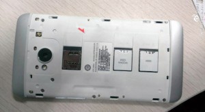 HTC-One-802w-Spotted-in-China-with-Dual-SIM-Capabilities-MicroSD-Slot